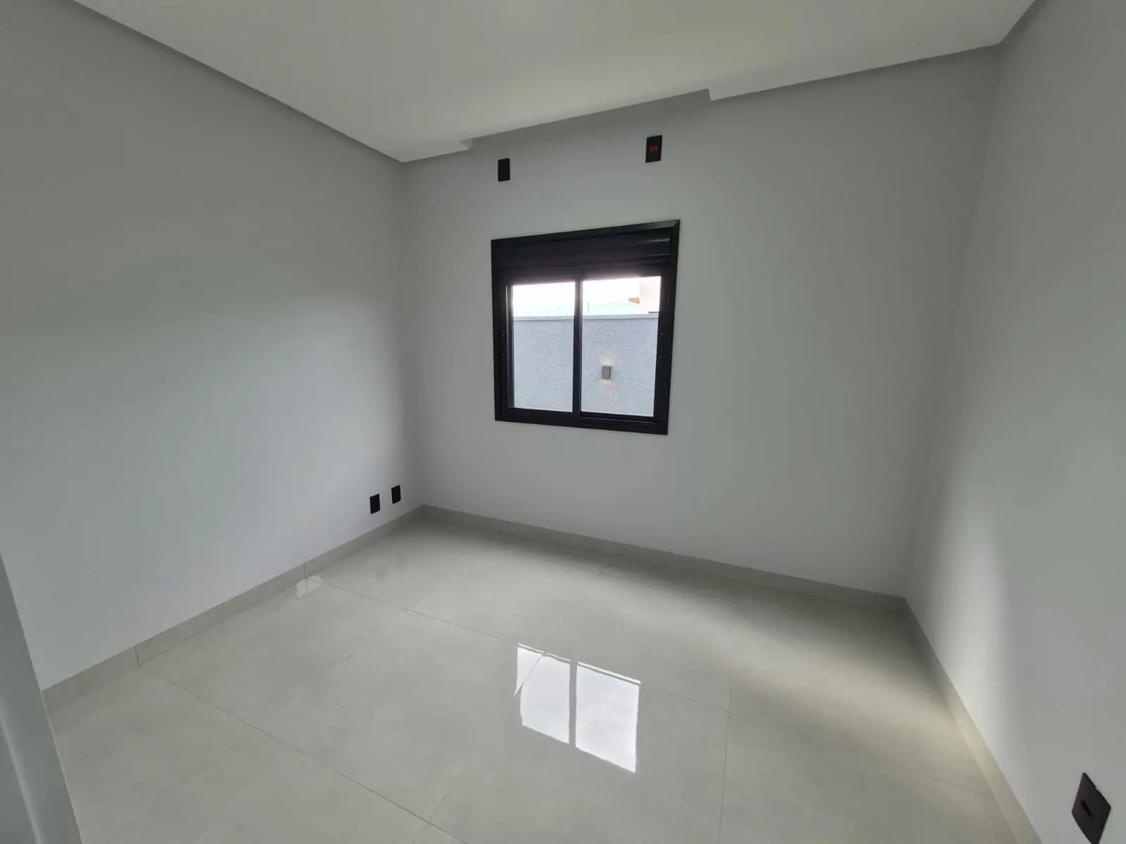 Casa em Condomínio fechado 1 suite + 2 quartos - foto 5