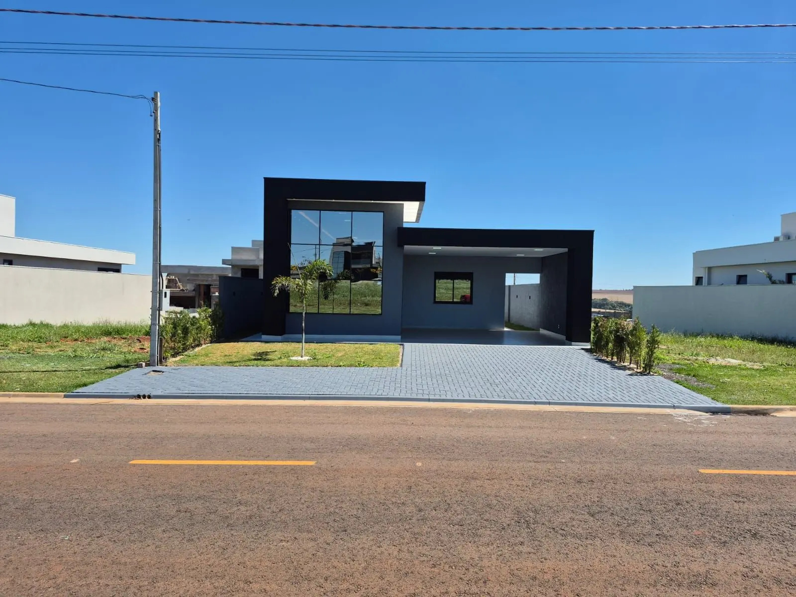 Casa em Condomínio fechado 1 suite + 2 quartos - foto 2
