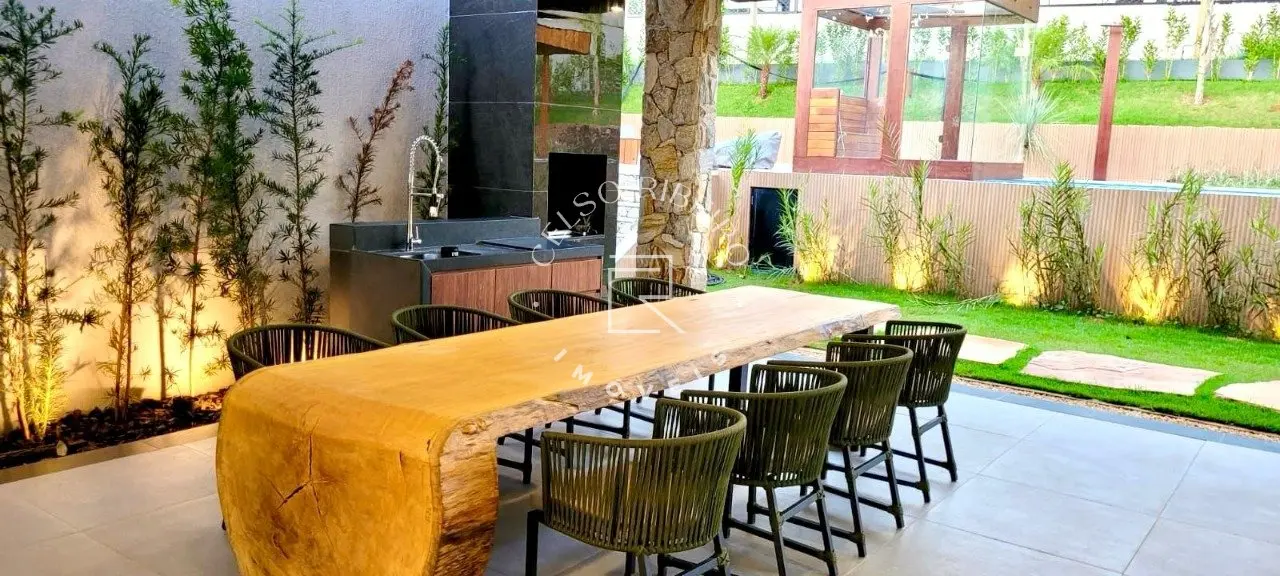 Casa de Alto Padrão em Condomínio Fechado - 400m² de Construção em Terreno de 1.000m² - foto 4