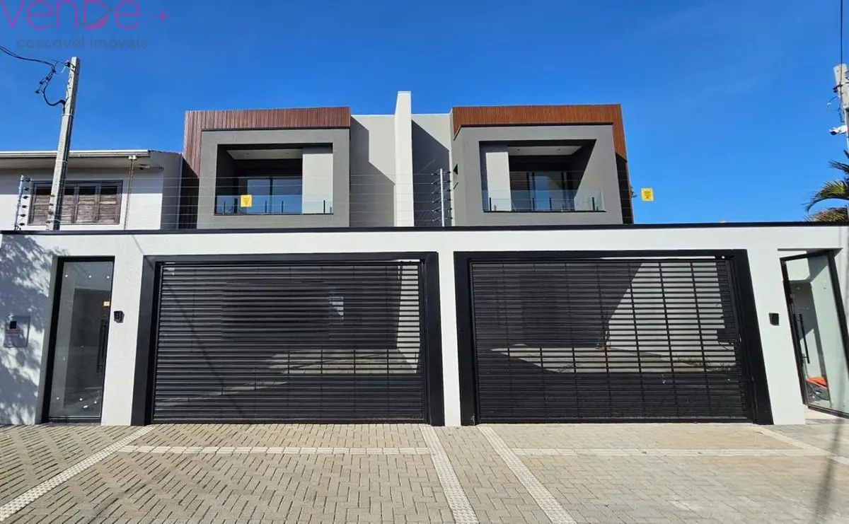 Sobrado de Alto Padrão com Piscina e 3 Suítes no Bairro Maria Luiza - Imagem 1