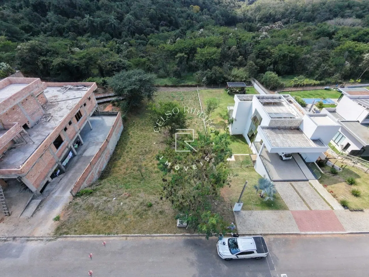 Lote à Venda no Condomínio Gran Royalle | 1.000 m² | Excelente Oportunidade - foto 4