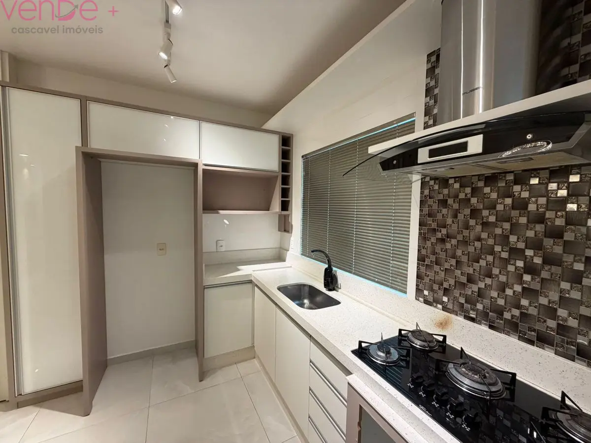 🏠 SOBRADO SEMIMOBILIADO À VENDA - foto 4