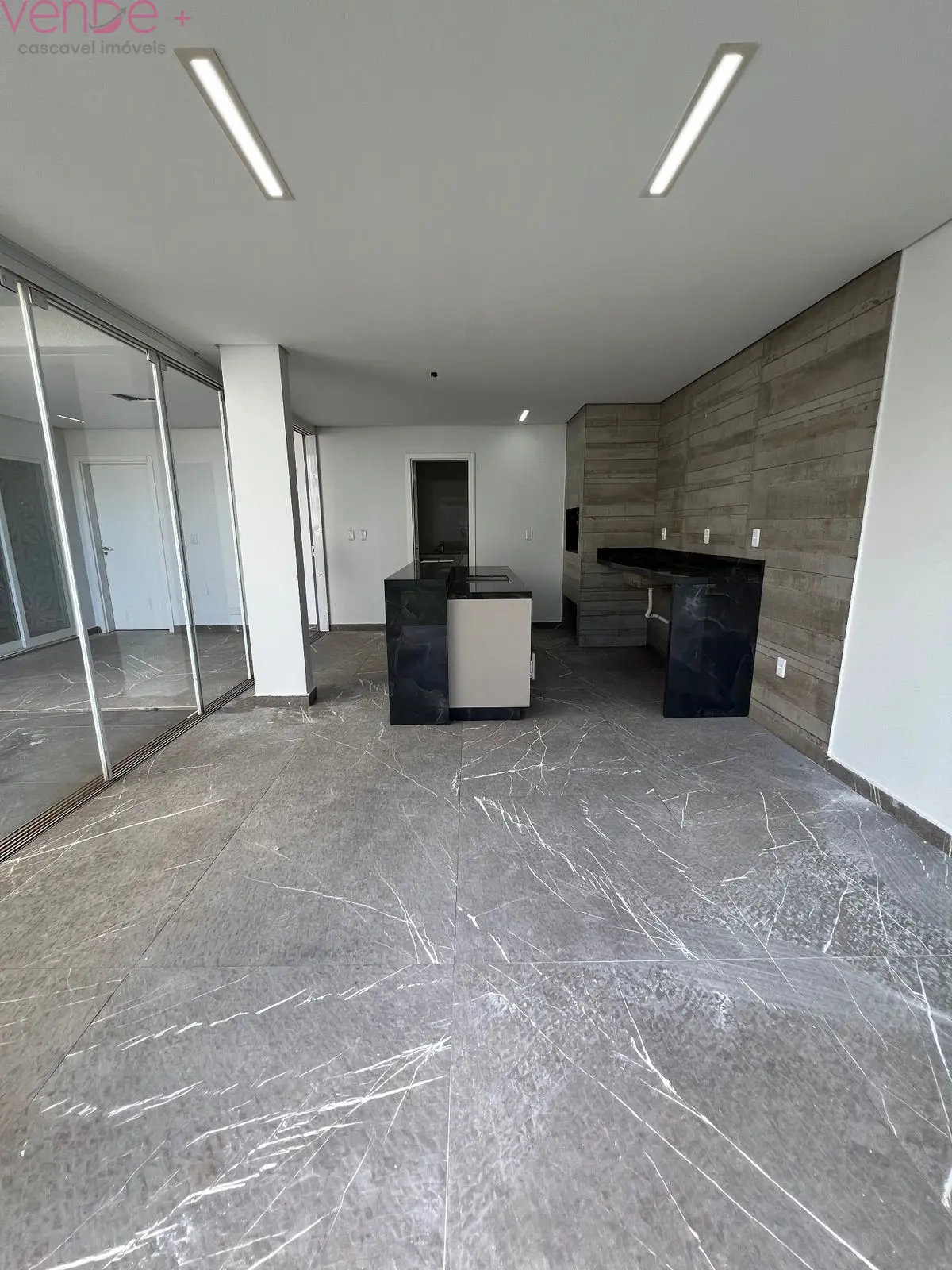 Sobrado Triplex no Tropical III - foto 4