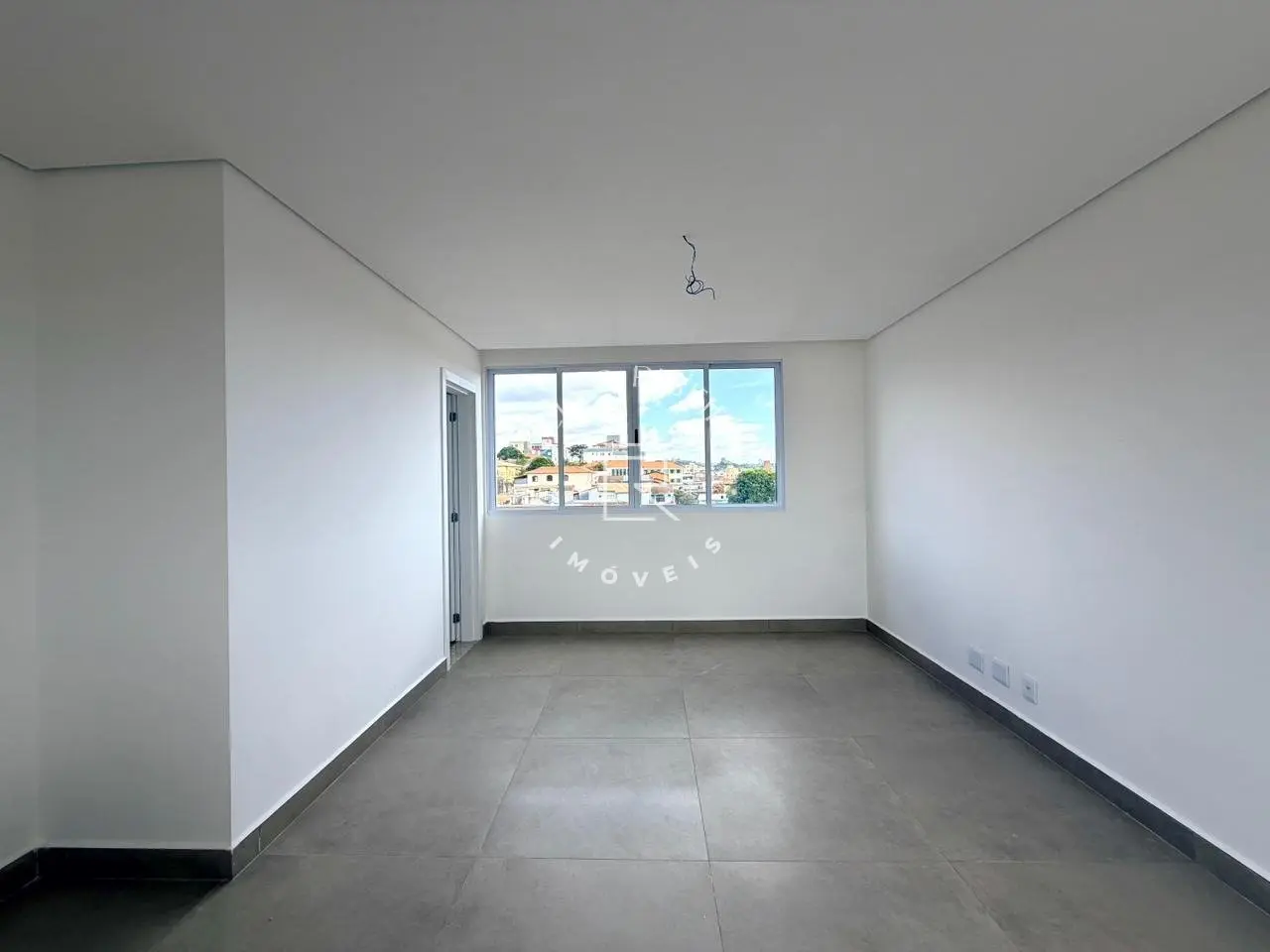 Exclusividade no Esplanada: 2 Quartos, 2 Vagas Livres e Elevador - foto 3