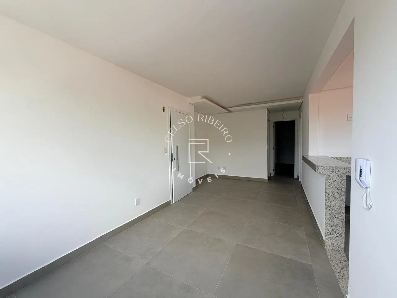 Exclusividade no Esplanada: 2 Quartos, 2 Vagas Livres e Elevador - foto 5