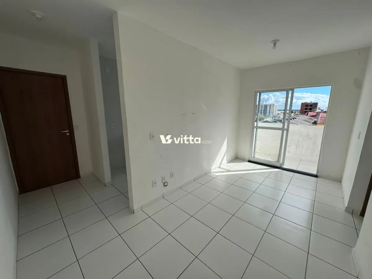 Apartamento com Varanda à Venda - foto 2