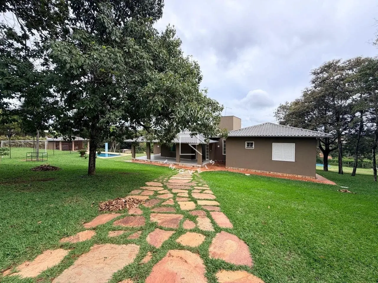Casa à venda com terreno de 5.000m² no Condomínio Amendoeiras, Lagoa Santa MG
