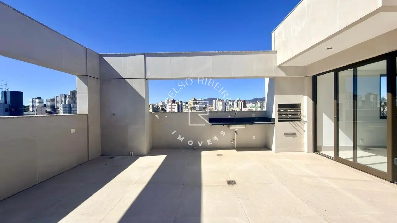 Cobertura de Alto Padrão à venda | 141 m² | 3 quartos | 1 suíte | 2 vagas - foto 2