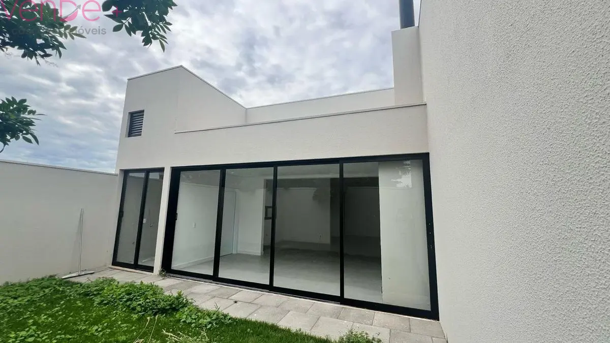 🏡 Casa com 1 suíte +2 quarto no Bairro Tropical 2 - foto 2