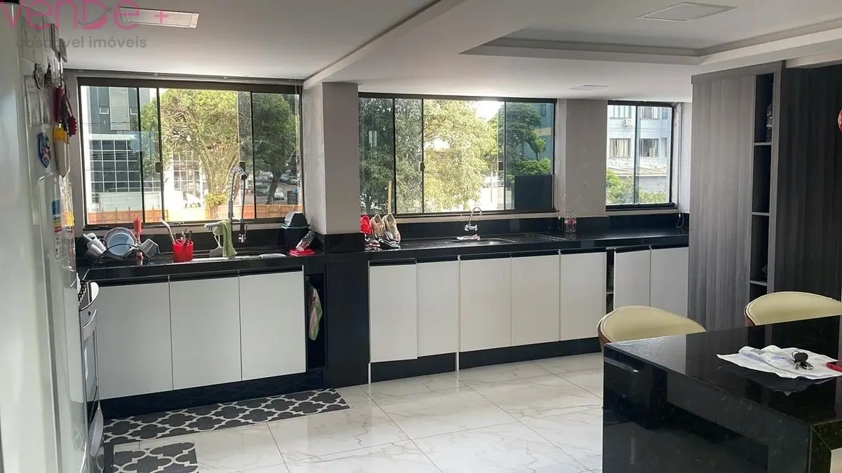 Apartamento de 1 suíte + 2 quartos no Centro - foto 4