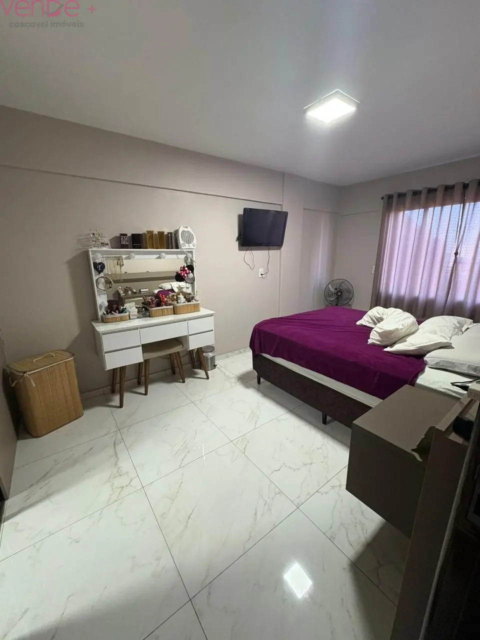 Apartamento de 1 suíte + 2 quartos no Centro - foto 3