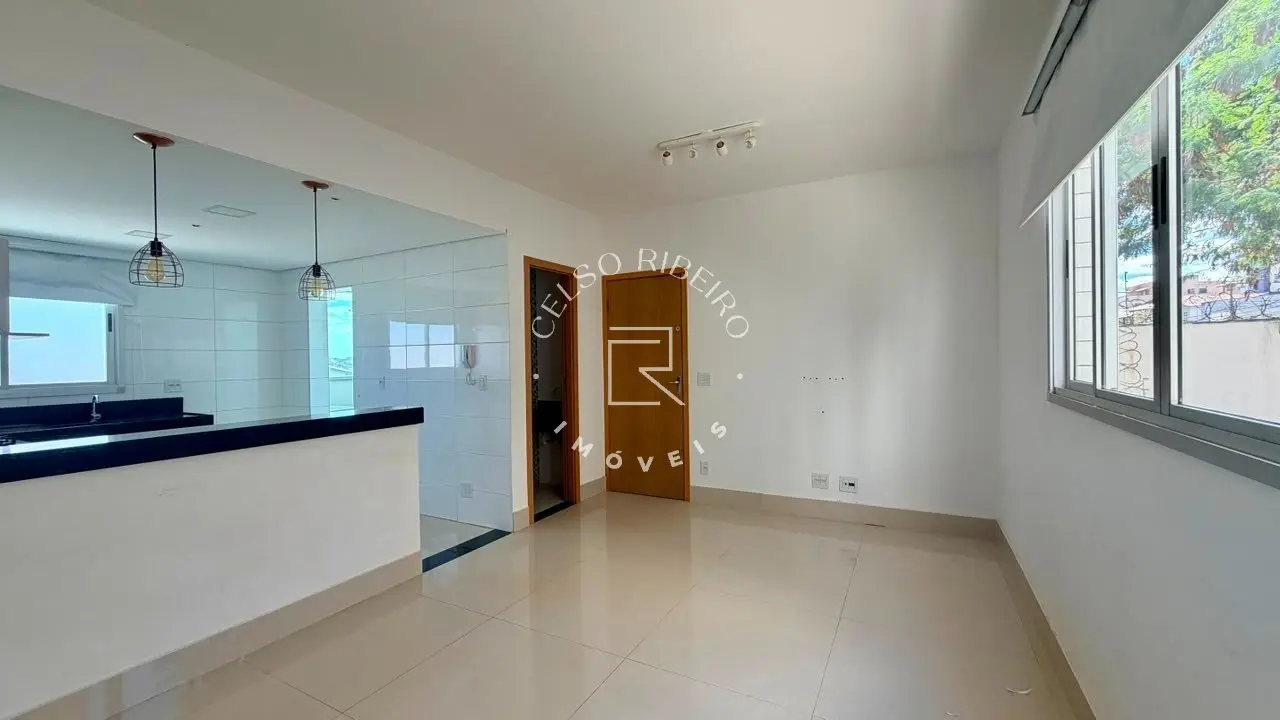 Apartamento à Venda em Piraja, Belo Horizonte - foto 2
